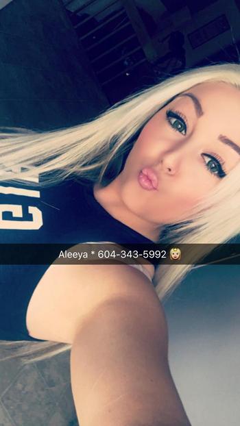 , 24  female escort, Windsor