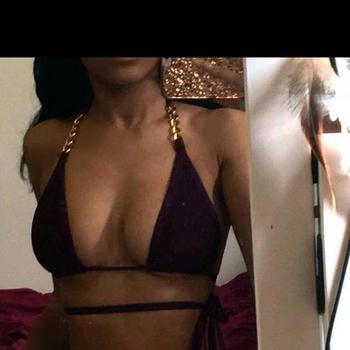 , 19  female escort, Windsor