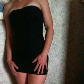 , 32  female escort, Windsor