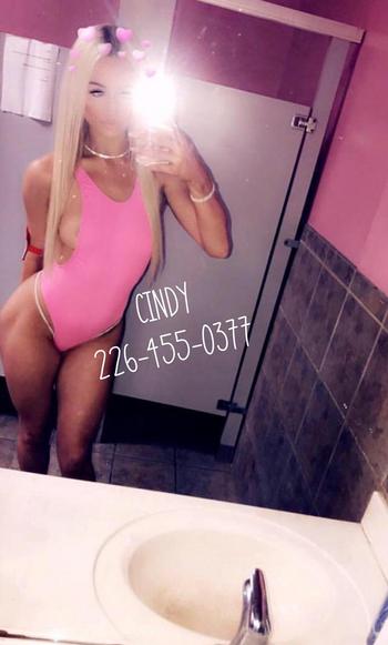 , 23  female escort, Windsor