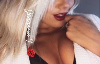 , 20  female escort, Windsor