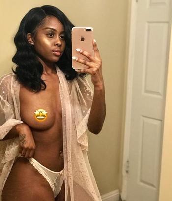 , 21  female escort, Windsor
