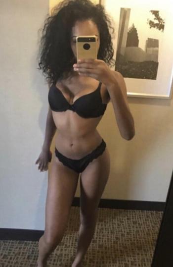 , 21  female escort, Windsor