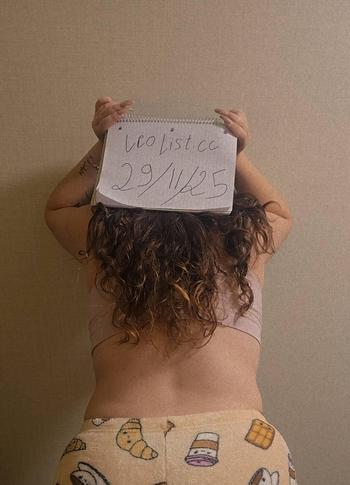 Bella, 19 Caucasian/White female escort, Windsor