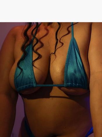 Niaomi, 24 Latino/Hispanic female escort, Windsor