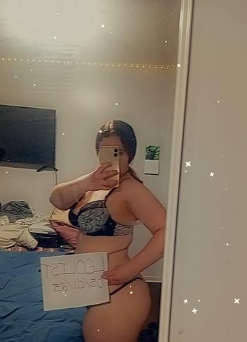 Lola, 24 Caucasian/White female escort, Windsor