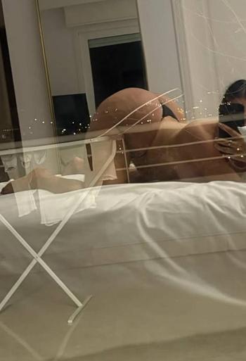 Mia, 22 Middle Eastern female escort, Windsor