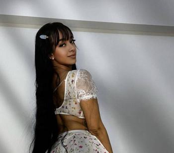 Scarlet, 27 Latino/Hispanic female escort, Windsor
