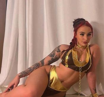 Sophia, 25 Caucasian/White female escort, Windsor