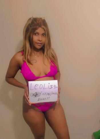 Yeroni, 25 Latino/Hispanic female escort, Windsor